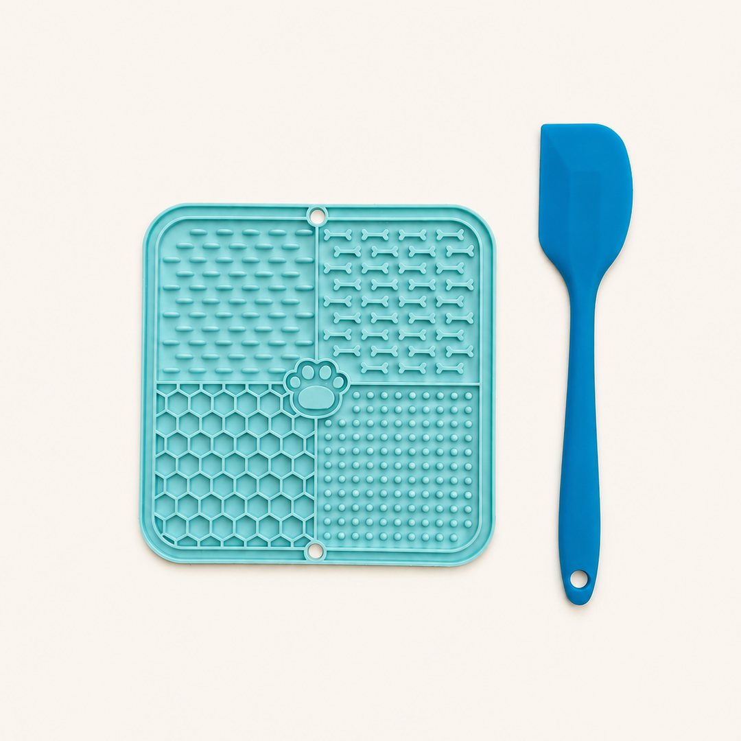 Tapis de léchage avec spatule